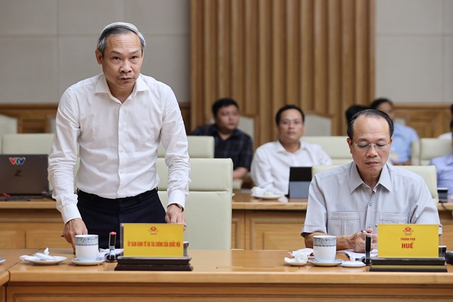 &Ocirc;ng Phan Đức Hiếu đưa ra 5 kiến nghị để Nghị quyết 68 thực thi hiệu quả hơn - Ảnh: VGP/Nhật Bắc
