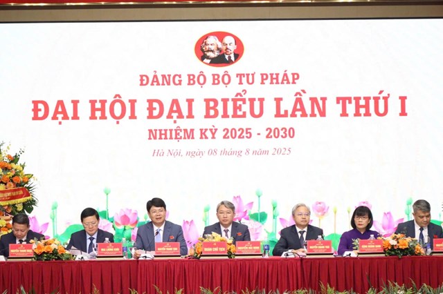 Đoàn Chủ tịch Đại hội. (Ảnh: PV)