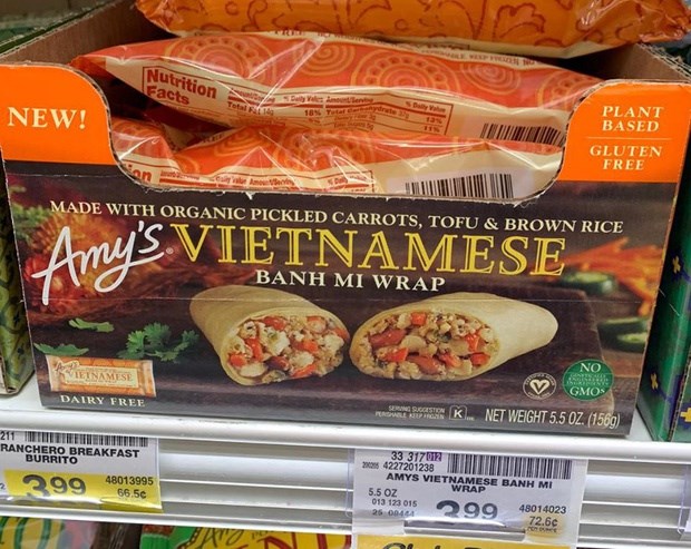 B&aacute;nh m&igrave; Việt Nam b&aacute;n tại si&ecirc;u thị Safeway (Mỹ)
