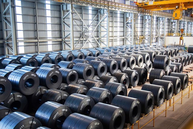 H&ograve;a Ph&aacute;t nộp v&agrave;o ng&acirc;n s&aacute;ch nh&agrave; nước 7.100 tỷ đồng sau 6 th&aacute;ng tại 20 tỉnh th&agrave;nh, tạo việc l&agrave;m cho 33.000 lao động