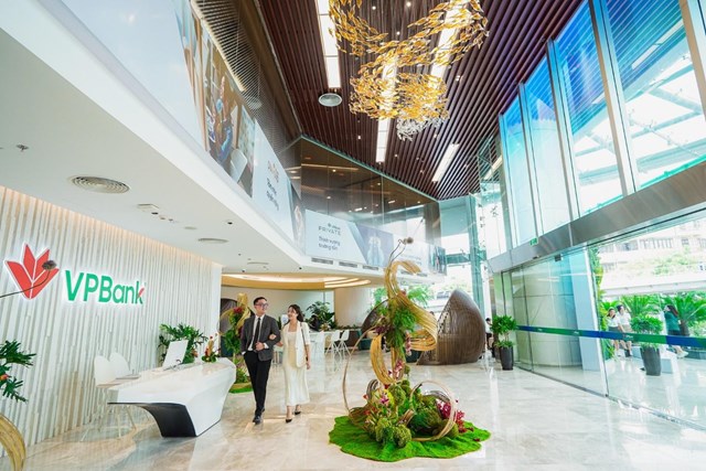 VPBank Flagship H&agrave; Nội được kiến tạo với thiết kế hiện đại nhưng vẫn t&ocirc;n vinh bản sắc văn h&oacute;a Việt &nbsp;