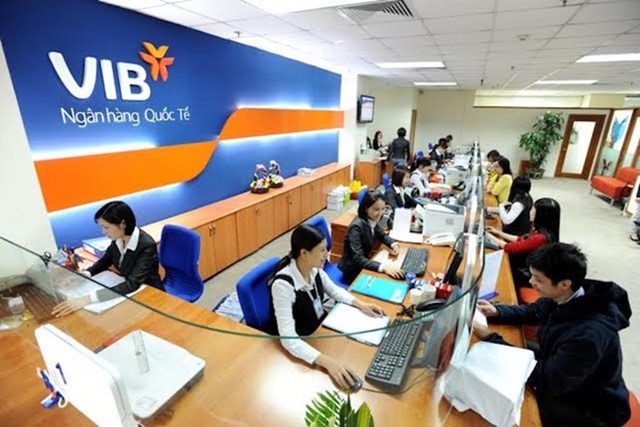 Con trai &ocirc;ng Đặng Khắc Vỹ - Chủ tịch Hội đồng quản trị Ng&acirc;n h&agrave;ng TMCP Quốc tế - thu về 2.630 tỷ đồng khi b&aacute;n gần 125 triệu cổ phiếu VIB. &nbsp;