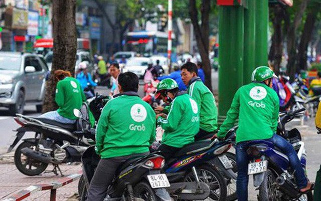 Kể từ khi Uber r&uacute;t khỏi thị trường Việt Nam, Grab l&agrave; ứng dụng c&oacute; nhiều dịch vụ v&agrave; cũng thu h&uacute;t lượng t&agrave;i xế đ&ocirc;ng đảo nhất hiện nay