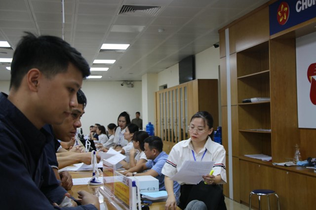 H&agrave;nh ch&iacute;nh c&ocirc;ng tỉnh Th&aacute;i Nguy&ecirc;n lấy người d&acirc;n l&agrave;m trung t&acirc;m phục vụ