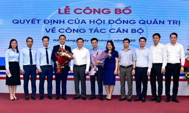 Một lễ c&ocirc;ng bố quyết định bổ nhiệm nh&acirc;n sự của VietinBank