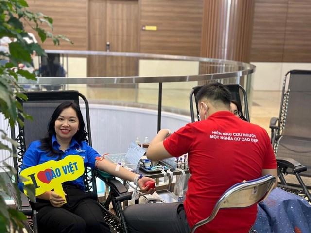 C&#225;n bộ Bảo Việt hiến 2.800 đơn vị m&#225;u trong chương tr&#236;nh hiến m&#225;u t&#236;nh nguyện “Bảo Việt - V&#236; những niềm tin của bạn” - Ảnh 2