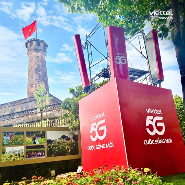 Bộ KH&amp;CN cũng y&ecirc;u cầu c&aacute;c đơn vị viễn th&ocirc;ng phải tăng cường c&aacute;c xe BTS lưu động đến c&aacute;c khu vực tập trung đ&ocirc;ng người như quảng trường, c&ocirc;ng vi&ecirc;n, vườn hoa. (Nguồn: Viettel telecom)