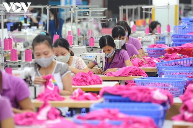 Từ nay đến cuối năm, doanh nghiệp dệt may tiếp tục phải đối mặt với nhiều kh&oacute; khăn. (Ảnh minh họa)