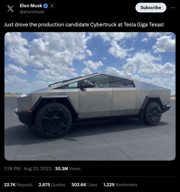 H&igrave;nh ảnh được tỷ ph&uacute; Elon Musk chia sẻ với c&aacute;c th&agrave;nh phần xe được ho&agrave;n thiện kh&ocirc;ng đồng đều, khe cửa lộ r&otilde; l&agrave;m hỏng thiết kế ban đầu của sản phẩm.
