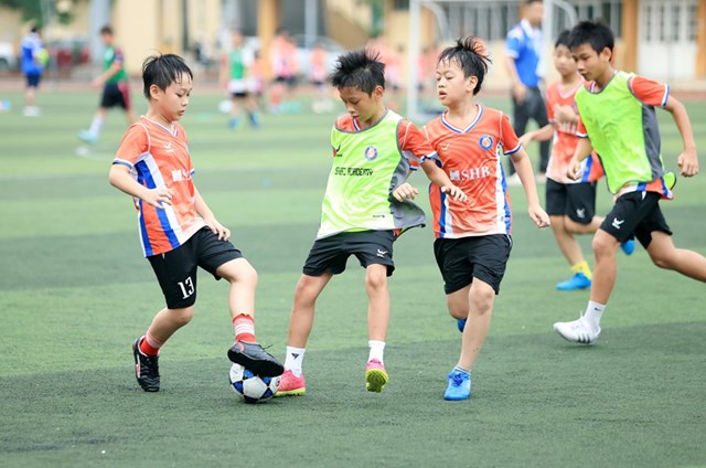 Khi tiếng cười trẻ thơ trở th&#224;nh điểm chạm hạnh ph&#250;c - Ảnh 1