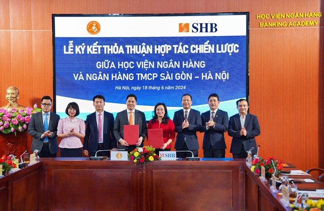 FinanceAsia: SHB l&#224; &#39;Ng&#226;n h&#224;ng Tốt nhất cho Kh&#225;ch h&#224;ng Khu vực c&#244;ng&#39; năm 2025 tại Việt Nam - Ảnh 4