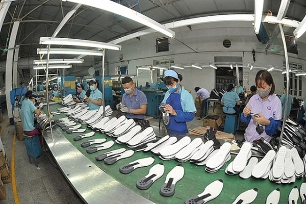 Cần sớm x&acirc;y dựng một chiến lược tổng thể để ph&aacute;t triển thị trường trong nước cho dệt may v&agrave; da gi&agrave;y, dựa tr&ecirc;n nghi&ecirc;n cứu đầy đủ về nhu cầu, xu hướng ti&ecirc;u d&ugrave;ng v&agrave; th&aacute;ch thức - Ảnh minh họa