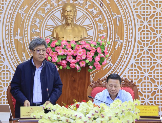 Ph&oacute; Chủ tịch L&acirc;m Đồng Nguyễn Minh ph&aacute;t biểu tại buổi l&agrave;m việc.