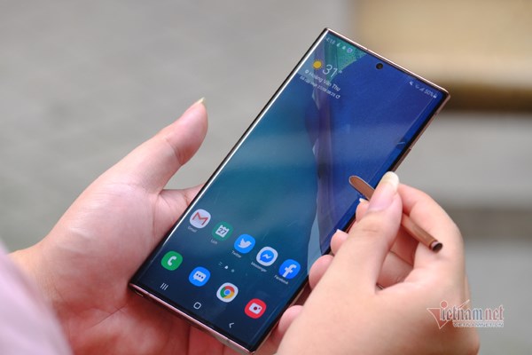 Galaxy Note 20 vừa b&aacute;n đ&atilde; thanh l&yacute;, gi&aacute; giảm cả chục triệu đồng