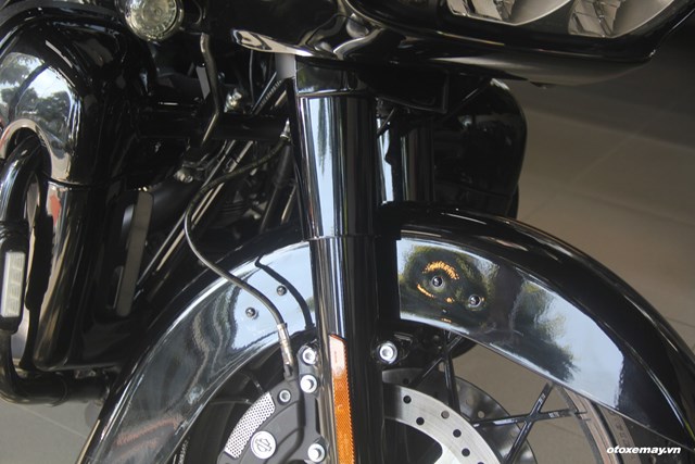 Chi tiết Harley Davidson Road Glide 2020 tiền tỷ độ đồ chơi “khủng” - Ảnh 18