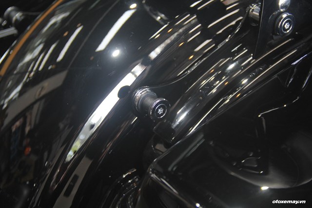 Chi tiết Harley Davidson Road Glide 2020 tiền tỷ độ đồ chơi “khủng” - Ảnh 42