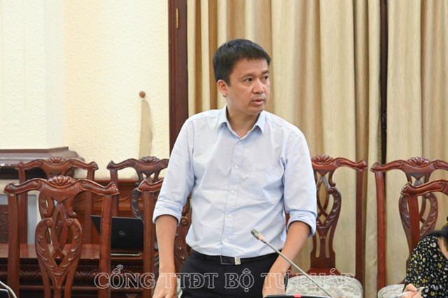 Đại diện Bộ Giao th&ocirc;ng vận tải.