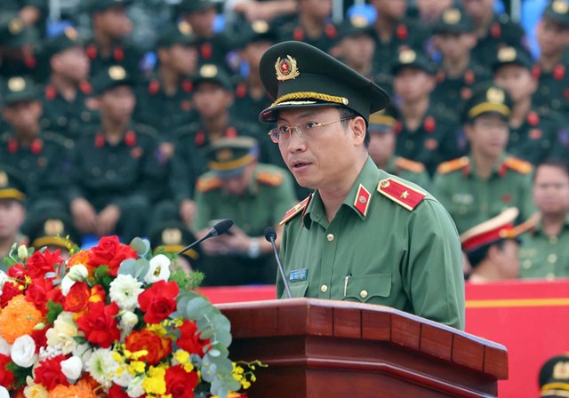 Thiếu tướng Nguyễn Quốc Toản, Ch&aacute;nh Văn ph&ograve;ng Bộ C&ocirc;ng an khẳng định bảo vệ tuyệt đối an ninh, an to&agrave;n, kh&ocirc;ng để xảy ra đột xuất, bất ngờ, kh&ocirc;ng để xảy ra sơ suất d&ugrave; l&agrave; nhỏ nhất kh&ocirc;ng chỉ ở nơi diễn ra Lễ kỷ niệm, m&agrave; tr&ecirc;n phạm vi cả nước.