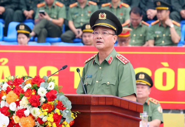 Thượng tướng Phạm Thế T&ugrave;ng, Thứ trưởng Bộ C&ocirc;ng an ph&aacute;t biểu tại buổi lễ.