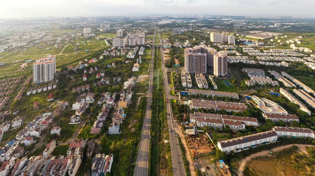 &nbsp; Hạ tầng khu vực th&agrave;nh phố Thủ Đức tương lai được đ&aacute;nh gi&aacute; l&agrave; chưa xứng đ&aacute;ng để ph&aacute;t triển c&aacute;c dự &aacute;n 4.000-5.000 USD/m2. Ảnh:&nbsp;Quỳnh Danh.