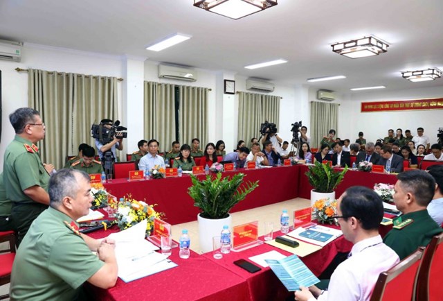 Quang cảnh buổi họp b&aacute;o. &nbsp;