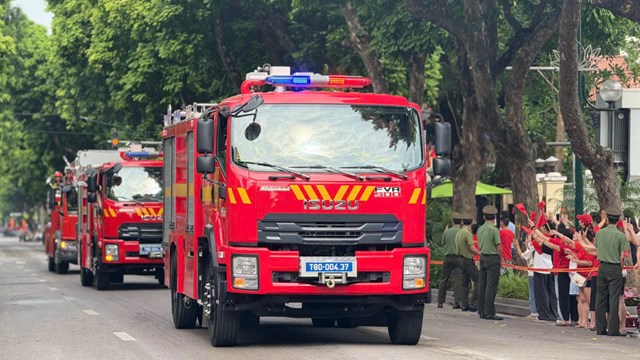 Cận cảnh d&#224;n kh&#237; t&#224;i trong buổi tổng duyệt diễu phố H&#224; Nội - Ảnh 19