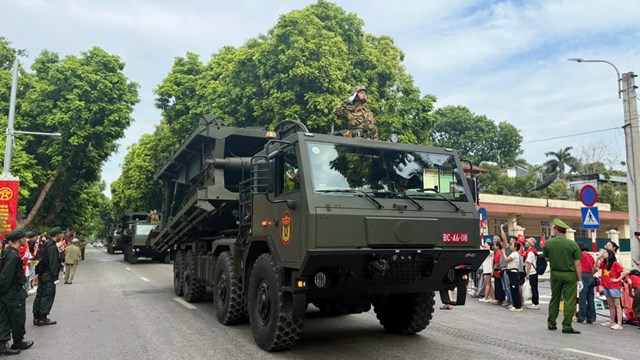 Cận cảnh d&#224;n kh&#237; t&#224;i trong buổi tổng duyệt diễu phố H&#224; Nội - Ảnh 14