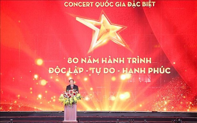 Bộ trưởng Bộ Văn h&oacute;a, Thể thao v&agrave; Du lịch Nguyễn Văn H&ugrave;ng ph&aacute;t biểu khai mạc. Ảnh: TTXVN