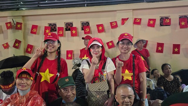 L&ograve;ng y&ecirc;u Tổ Quốc, cũng như sự đo&agrave;n kết x&atilde; hội kh&ocirc;ng phải tự nhi&ecirc;n m&agrave; c&oacute;.