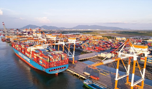 Với hơn 7 triệu Teu hàng hoá thông qua năm 2024 (tăng 29,2% so với năm 2023), cảng biển Cái Mép xếp vị trí thứ 30 trong 100 cảng biển lưu thông hàng hóa nhiều nhất thế giới