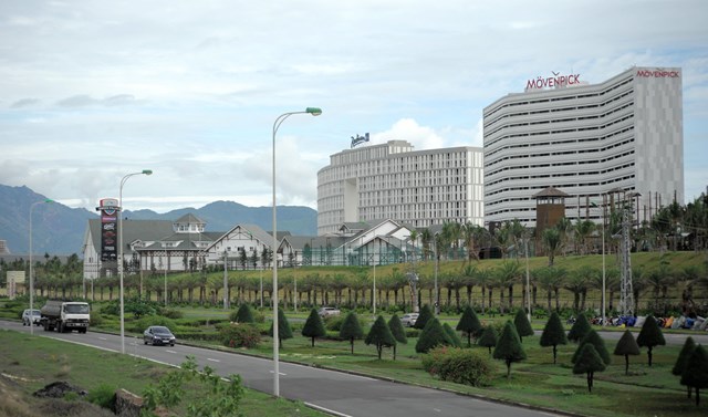 Hơn 24.000 tỷ đồng đ&atilde; đầu tư v&agrave;o khu du lịch Bắc b&aacute;n đảo Cam Ranh. (Ảnh: Khải An)