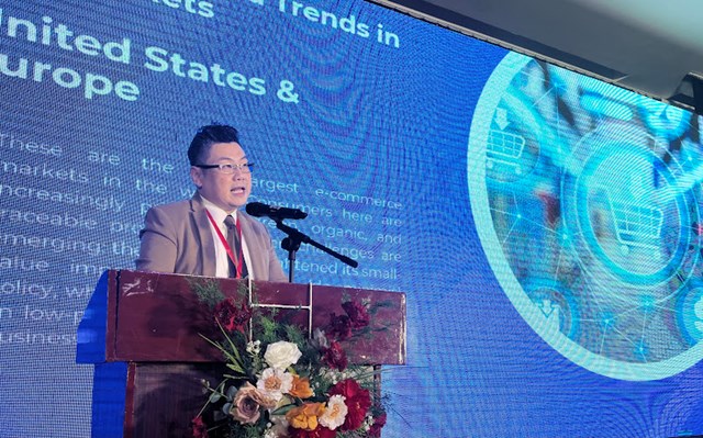 &Ocirc;ng Nick Chai, Chủ tịch ACBC Malaysia nhận định Việt Nam c&oacute; nhiều lợi thế để trở th&agrave;nh trung t&acirc;m TMĐT xuy&ecirc;n bi&ecirc;n giới của khu vực