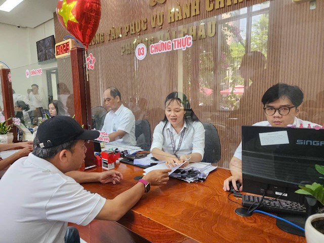 Thứ trưởng Nguyễn Thanh Tịnh kiểm tra, th&#225;o gỡ kh&#243; khăn trong lĩnh vực hộ tịch tại Đ&#224; Nẵng - Ảnh 6
