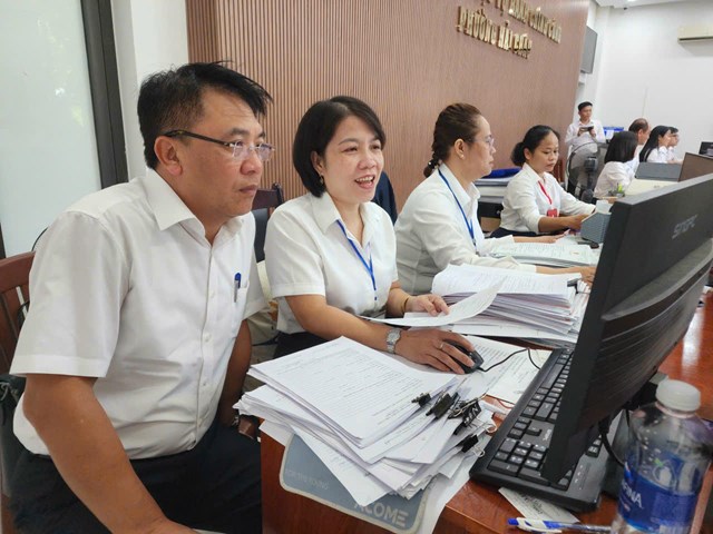 Thứ trưởng Nguyễn Thanh Tịnh kiểm tra, th&#225;o gỡ kh&#243; khăn trong lĩnh vực hộ tịch tại Đ&#224; Nẵng - Ảnh 8
