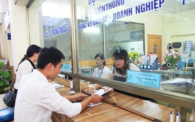 Sẽ không phải đăng ký hộ kinh doanh nếu làm dịch vụ có doanh thu từ 100 triệu đồng/năm trở xuống? - Ảnh 1