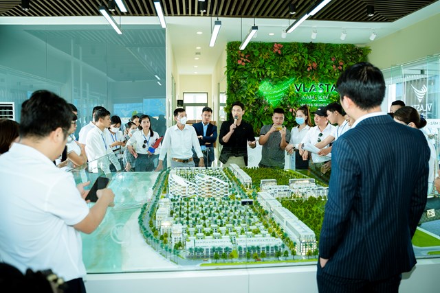 Nh&agrave; đầu tư ưu ti&ecirc;n sản phẩm đ&atilde; c&oacute; sổ đỏ để t&iacute;ch sản .&nbsp;Nguồn: vlastavanphu.vn