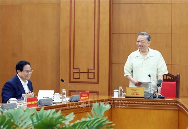 Tổng B&iacute; thư y&ecirc;u cầu, cần đ&aacute;nh gi&aacute; kh&aacute;ch quan, to&agrave;n diện về t&igrave;nh h&igrave;nh v&agrave; kết quả thực hiện c&aacute;c Nghị quyết quan trọng n&agrave;y - Ảnh: TTXVN