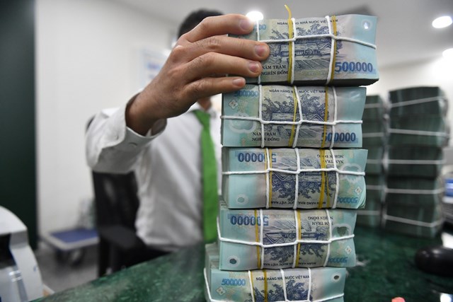 Thanh khoản của hệ thống ng&acirc;n h&agrave;ng vẫn trong trạng th&aacute;i dư thừa từ th&aacute;ng 6 đến nay.