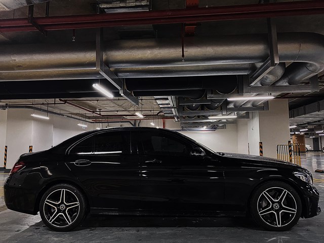 Bốc được biển 777.77, chủ Mercerdes-Benz C 300 AMG chạy đ&#250;ng 77km rồi b&#225;n xe gi&#225; 5,5 tỷ đồng - Ảnh 4