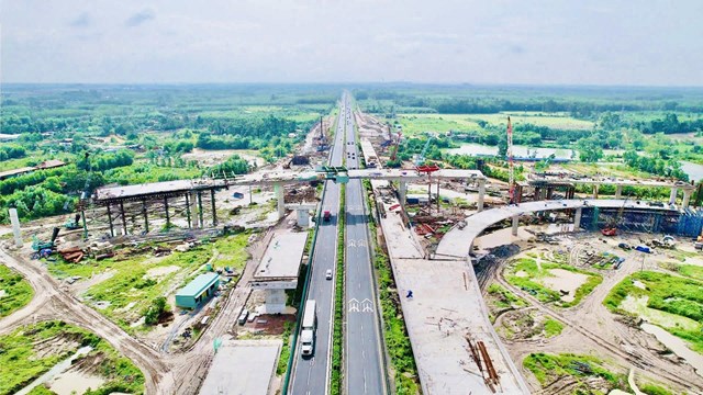 VEC ủng hộ đầu tư kết nối n&uacute;t giao 319 kết nối cao tốc TP.HCM - Long Th&agrave;nh.