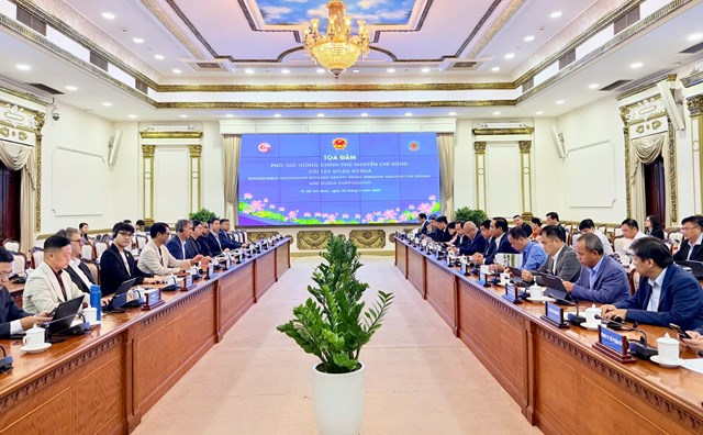 Phó Thủ tướng Nguyễn Chí Dũng dẫn đầu đoàn công tác của Chính phủ dự buổi Toạ đàm với Tập đoàn NVIDIA - Ảnh: VGP/Thu Sa