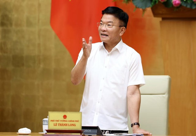 &nbsp; Ph&oacute; Thủ tướng L&ecirc; Th&agrave;nh Long ph&aacute;t biểu kết luận cuộc họp. Ảnh: VGP&nbsp;&nbsp;