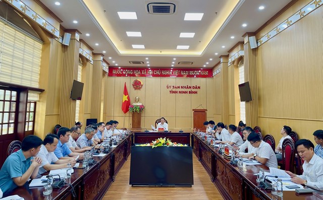 Văn phòng Ban Chỉ đạo làm việc với UBND tỉnh Ninh Bình về dự án đường dây 500/220 kV Nho Quan – Phủ Lý – Thường Tín - Ảnh: VGP/Toàn Thắng