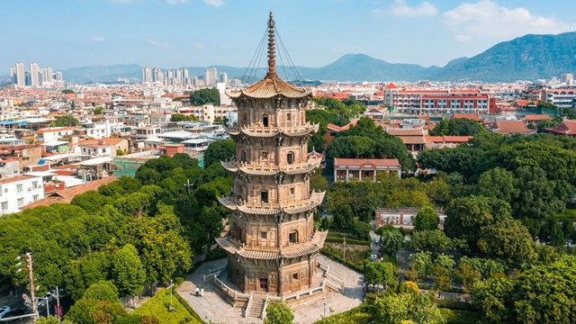 Một ngọn th&aacute;p của&nbsp;ch&ugrave;a Kaiyun ở Tuyền Ch&acirc;u &nbsp;