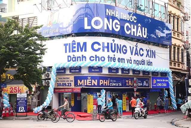 Cuộc cạnh tranh khốc liệt của top 3 &quot;&#244;ng lớn&quot; VNVC, FPT Long Ch&#226;u v&#224; Nhi Đồng 315 tr&#234;n thị trường vắc xin Việt Nam - Ảnh 3