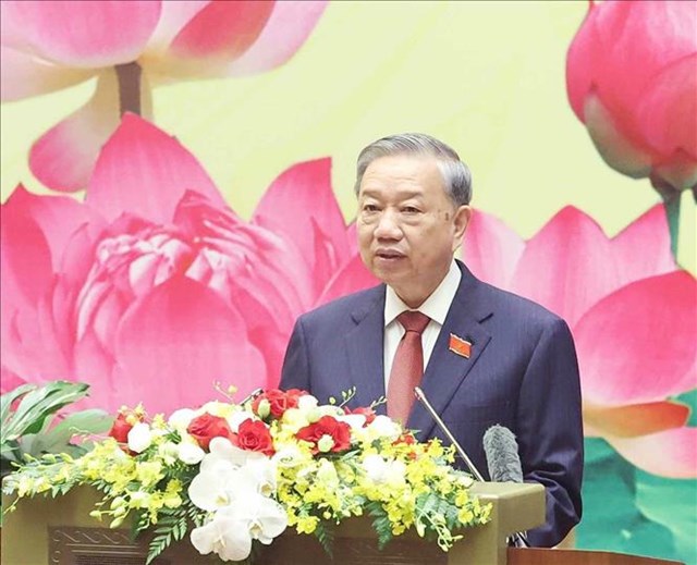 Tổng B&iacute; thư T&ocirc; L&acirc;m ph&aacute;t biểu chỉ đạo Đại hội đại biểu Đảng bộ Quốc hội lần thứ nhất. Ảnh: Thống Nhất/TTXVN
