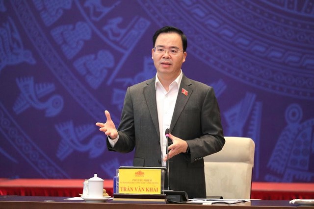 Ph&oacute; Chủ nhiệm Uỷ ban KH,CN&amp;MT Trần Văn Khải ph&aacute;t biểu khai mạc Hội thảo.
