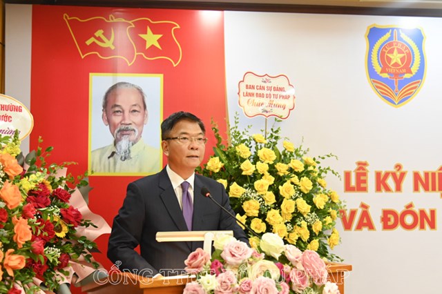 Bộ trưởng&nbsp;L&ecirc; Th&agrave;nh Long ph&aacute;t biểu tại buổi Lễ.