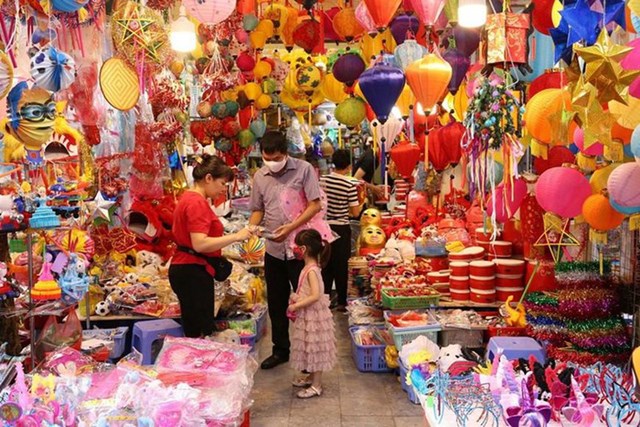 Rực rỡ sắc m&agrave;u ở "phố Trung thu" H&agrave;ng M&atilde; 2020.&nbsp;&nbsp;