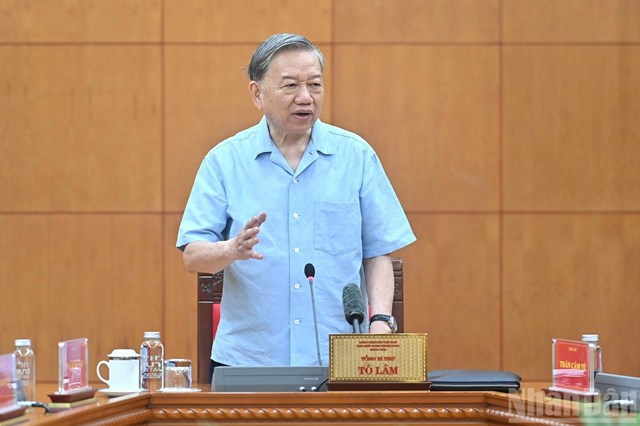Tổng B&iacute; thư T&ocirc; L&acirc;m ph&aacute;t biểu chỉ đạo cuộc họp. Ảnh: nhandan.vn